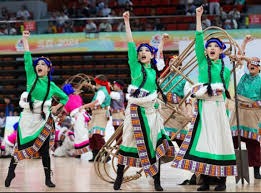 布莱恩肖选历史最佳首发阵容：魔术师乔丹伯德邓肯奥尼尔！