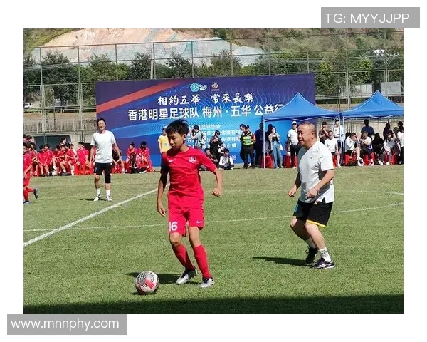 周冠宇成为F1凯迪拉克车队储备车手：我们赛道见！